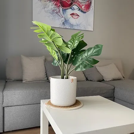 Garbary 100 Center Apartment, Free Parking, Self Check-in 24h *