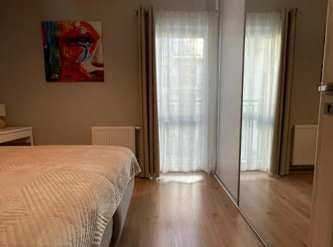 Garbary 100 Center Apartment, Free Parking, Self Check-in 24h Apartamento Poznań