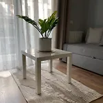 Garbary 100 Center Apartment, Free Parking, Self Check-in 24h