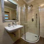 Apartment Garbary 100 Center Apartment, Free Parking, Self Check-in 24h *
